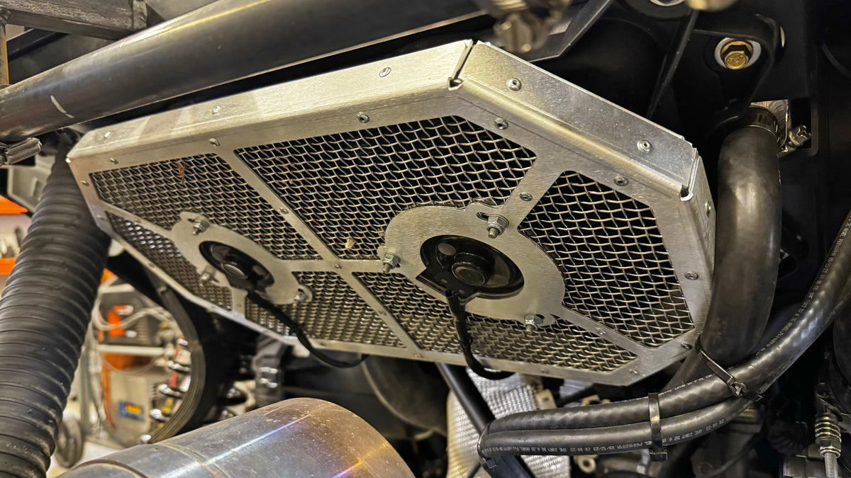 Maverick R CBR Transmission Cooler & Guard – Alsup Racing Development
